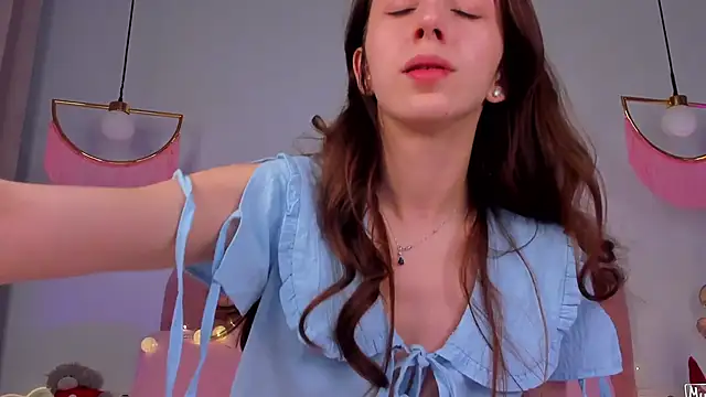 ElsaYoung online show from 01-17-25, 02:18