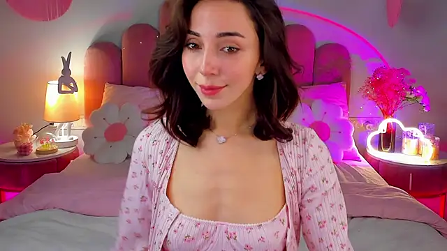 ElsaYoung online show from 10-19-25, 07:25