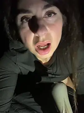 Snapshot of Jenaki31 chatting on 12-22-24, 04:59 Jenaki31 online show from 12-22-24, 04:59