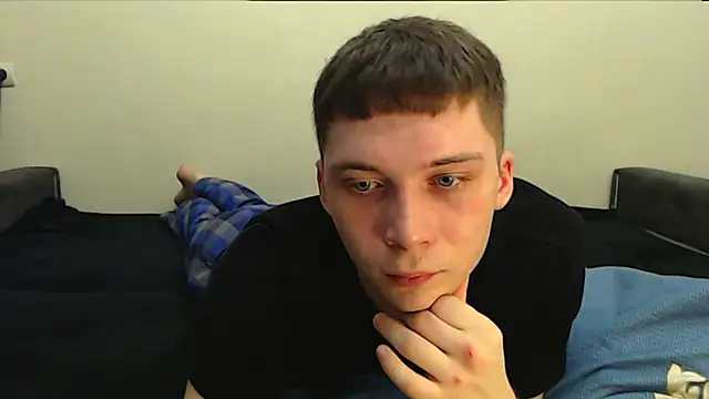 Snapshot of __sugarrebit chatting on 01-22-25, 07:03   sugarrebit online show from 01-22-25, 07:03