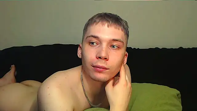 Snapshot of __sugarrebit chatting on 02-03-25, 12:15   sugarrebit online show from 02-03-25, 12:15