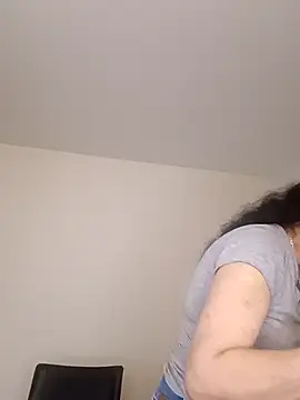 sasi luna online show from 01-06-26, 01:48