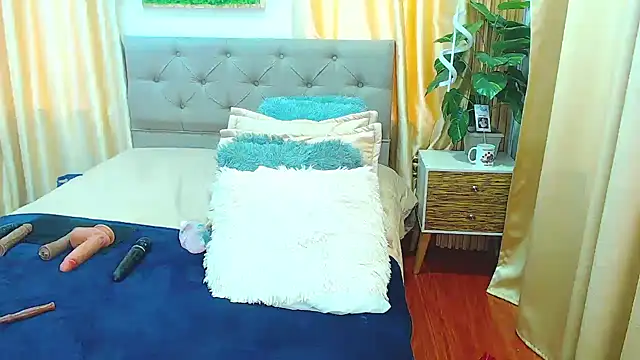 sasi luna online show from 01-10-26, 02:52