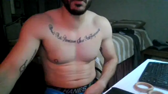 Snapshot of Strokeking4u chatting on 02-24-26, 07:06 Strokeking4u online show from 02-24-26, 07:06