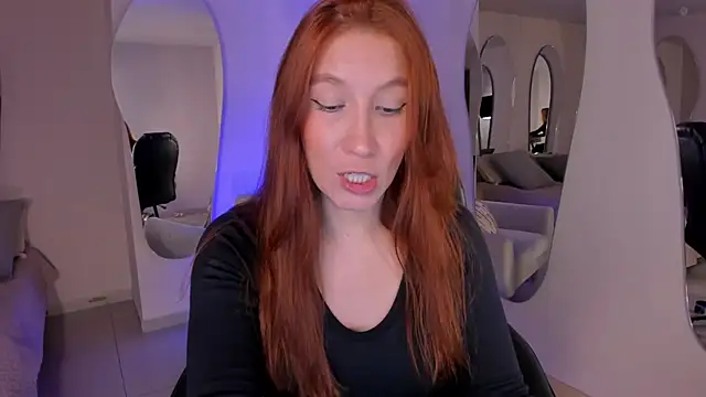 MiaFarrell  online show from 05-19-26, 05:52