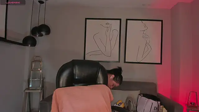 Snapshot of IsabelBornner chatting on 02-25-26, 06:28 IsabelBornner online show from 02-25-26, 06:28