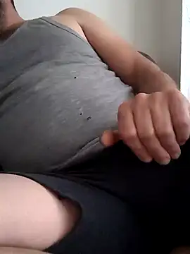 Snapshot of mertBy chatting on 12-15-24, 10:39 mertBy online show from 12-15-24, 10:39