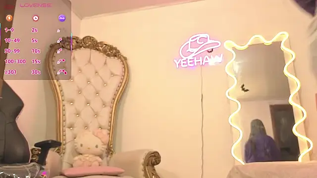 Snapshot of kittystart_tay chatting on 11-07-25, 11:43 kittystart tay online show from 11-07-25, 11:43