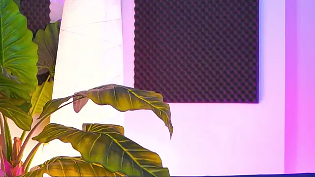 Jenna Day online show from 11-16-25, 04:40