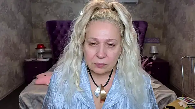 Penelope Pinky online show from 01-29-25, 08:04