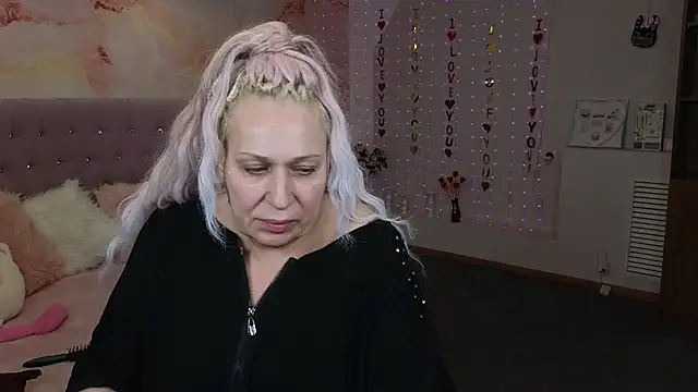 Penelope Pinky online show from 03-10-25, 06:23