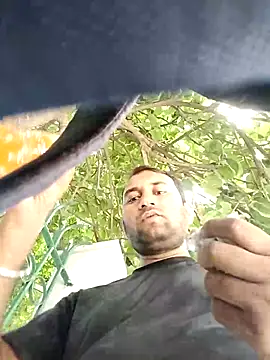 Snapshot of chootkapyasa007 chatting on 09-15-25, 06:46 chootkapyasa007 online show from 09-15-25, 06:46