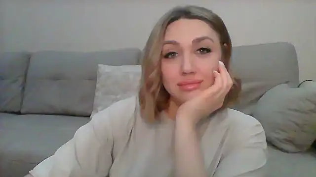 Snapshot of VickyLove047 chatting on 01-09-25, 05:23 VickyLove047 online show from 01-09-25, 05:23