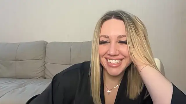 Snapshot of VickyLove047 chatting on 10-04-25, 08:45 VickyLove047 online show from 10-04-25, 08:45