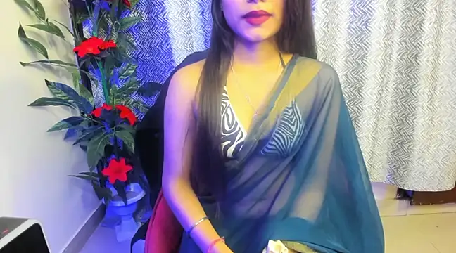 Snapshot of Baby_Zahira chatting on 01-03-25, 08:43 Baby Zahira online show from 01-03-25, 08:43