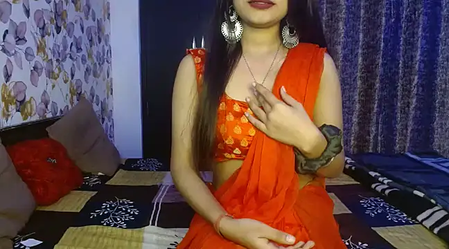 Snapshot of Baby_Zahira chatting on 02-17-25, 05:10 Baby Zahira online show from 02-17-25, 05:10