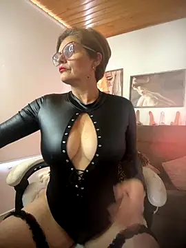 Adeellee  online show from 09-09-25, 05:12