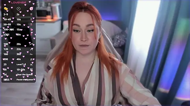 Snapshot of Flower_Camellia77 chatting on 03-19-25, 08:55 Flower Camellia77 online show from 03-19-25, 08:55