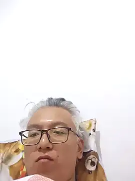 leoUSIR online show from 04-28-26, 04:34