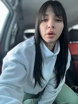 JulliaVegas online show from 03-04-26, 01:33