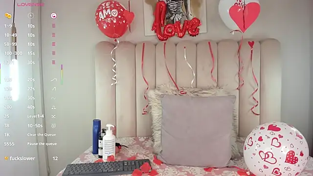 CharlotteDupontt online show from 02-14-25, 05:25