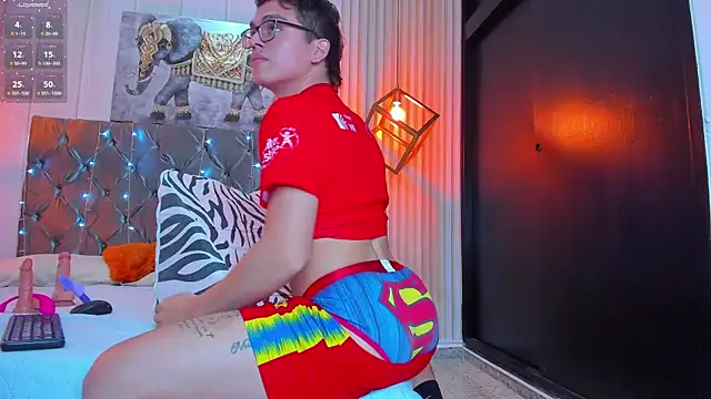 Snapshot of JACK_BLOSSOM_ chatting on 12-18-24, 02:49 JACK BLOSSOM online show from 12-18-24, 02:49