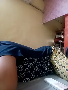 Snapshot of sunita-doll chatting on 02-25-26, 01:59 sunita-doll online show from 02-25-26, 01:59