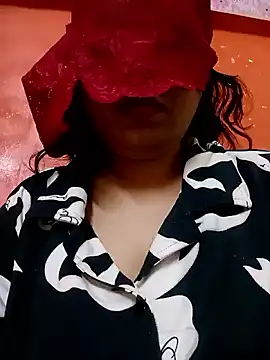 Snapshot of sunita-doll chatting on 03-24-26, 01:43 sunita-doll online show from 03-24-26, 01:43
