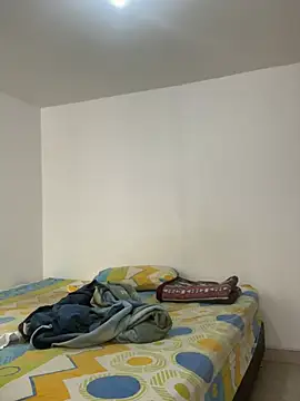 miss--flora online show from 02-17-25, 05:10