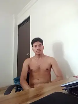 AlexP457 online show from 04-13-26, 08:36