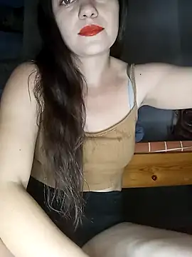 Snapshot of Eleni_Pappa chatting on 02-07-25, 06:02 Eleni Pappa online show from 02-07-25, 06:02