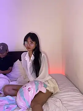 Snapshot of Nn065 chatting on 03-08-25, 09:06 Nn065 online show from 03-08-25, 09:06