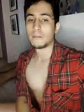 Snapshot of GamerQuinn chatting on 12-28-24, 03:26 GamerQuinn online show from 12-28-24, 03:26