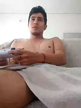 Snapshot of GamerQuinn chatting on 09-17-25, 12:40 GamerQuinn online show from 09-17-25, 12:40