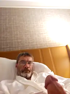 tileguyyy online show from 10-02-25, 05:14