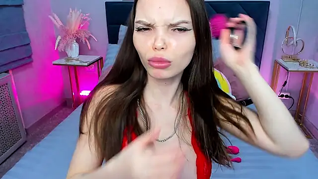 Curvy Dynamite  online show from 01-14-26, 01:11