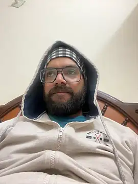 Arsh Loves Luv online show from 12-23-24, 07:20