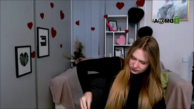 playful sophie online show from 02-23-25, 06:34