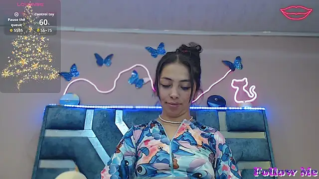 Roxan Fox- online show from 12-15-25, 05:01