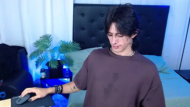 andreey50 online show from 11-22-25, 01:43