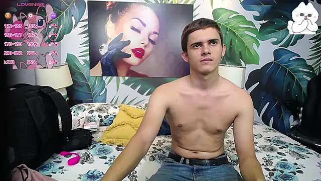 Snapshot of Gurvinder_1 chatting on 02-07-25, 07:06 Gurvinder 1 online show from 02-07-25, 07:06