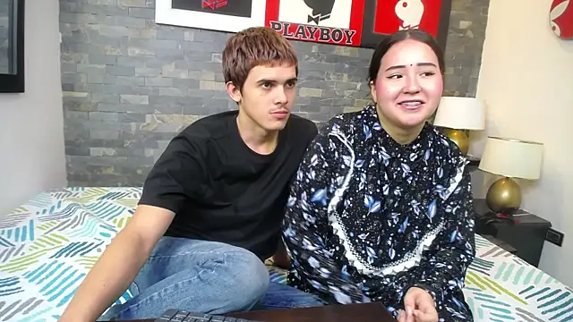 Snapshot of Gurvinder_1 chatting on 03-01-25, 12:12 Gurvinder 1 online show from 03-01-25, 12:12