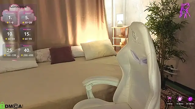 Snapshot of Cheryl__Brown chatting on 04-22-26, 01:19 Cheryl Brown online show from 04-22-26, 01:19