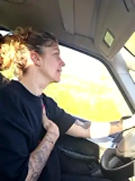 sansan2411 online show from 04-08-26, 04:51