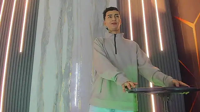 Angel xxx online show from 03-27-26, 07:13