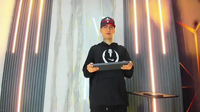 Angel xxx online show from 03-31-26, 04:24