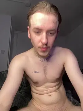 Snapshot of shelovesc chatting on 12-23-24, 02:45 shelovesc online show from 12-23-24, 02:45