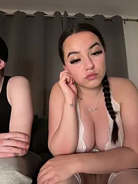 Snapshot of shelovesc chatting on 03-10-25, 10:45 shelovesc online show from 03-10-25, 10:45