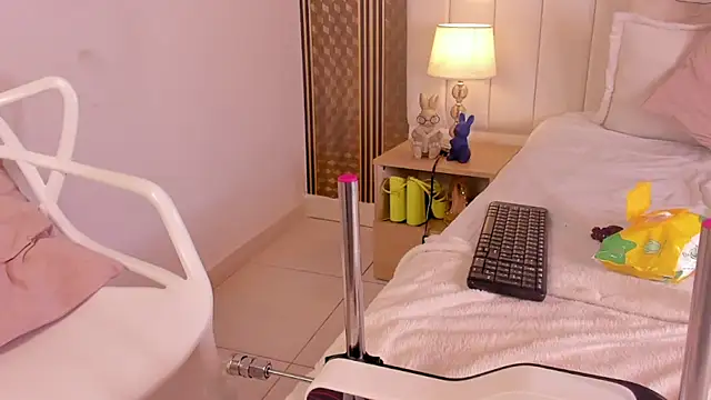  dakota a online show from 03-09-25, 06:43