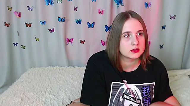 Snapshot of Phantommira chatting on 12-24-24, 10:28 Phantommira online show from 12-24-24, 10:28